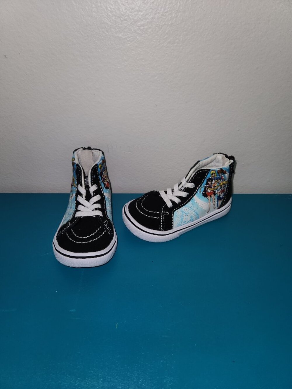 Vans x Sailor Moon ComfyCush Toddler High Top Sneakers Size 6.5 Girls